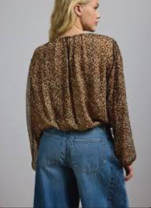 AE77 Premium Silk Bubble Sleeve Blouse