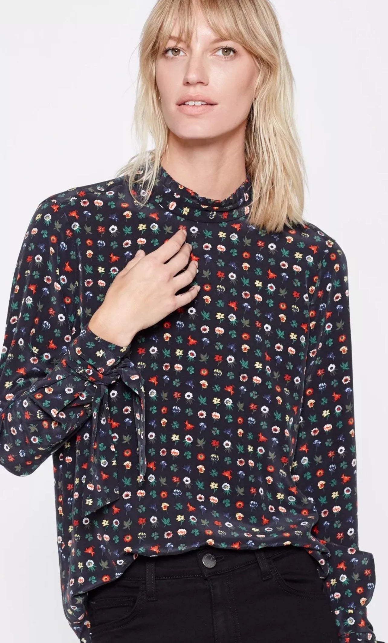 EQUIPMENT Aurora Silk Blouse