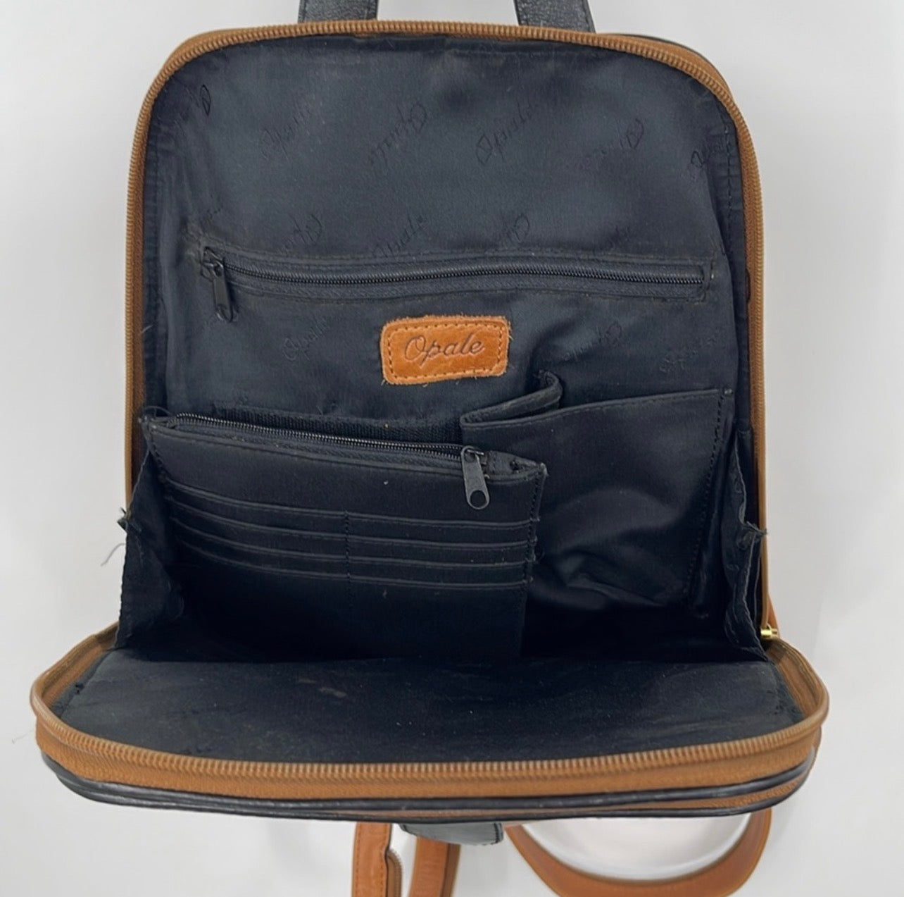 Vintage OPALE Caramel
Brown Leather Backpack
