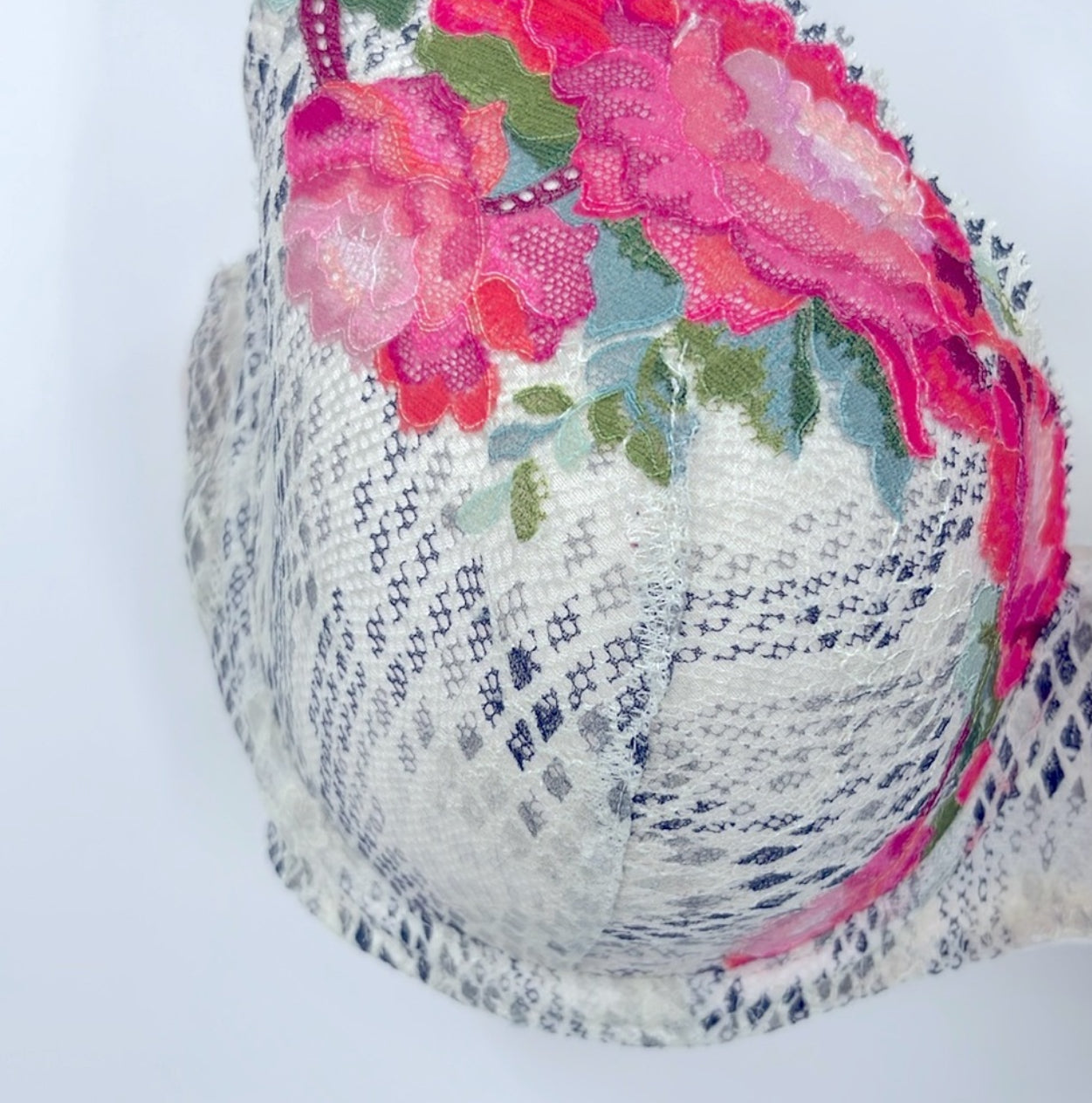 PRIMA DONNA TWIST Efforia Flowers Bra