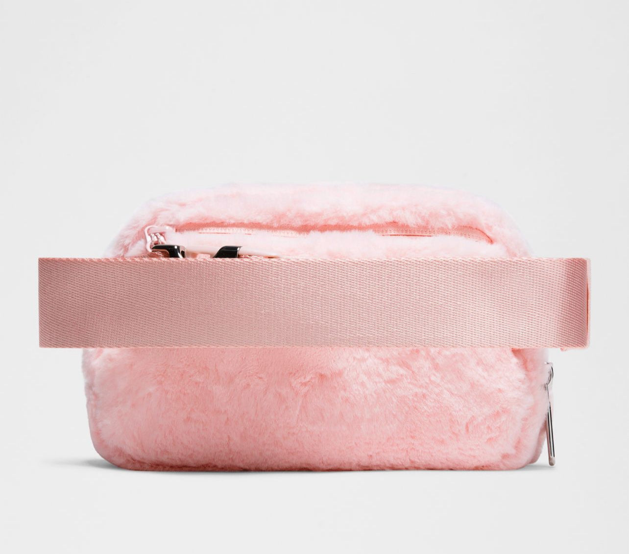 Lululemon Everywhere Belt Bag
Plush Fleece