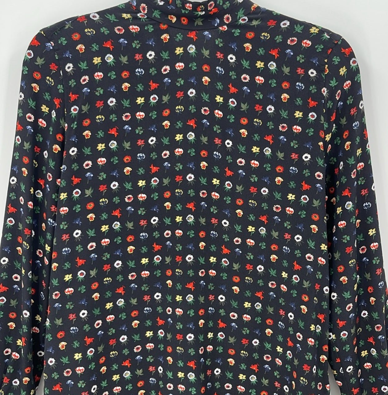 EQUIPMENT Aurora Silk Blouse