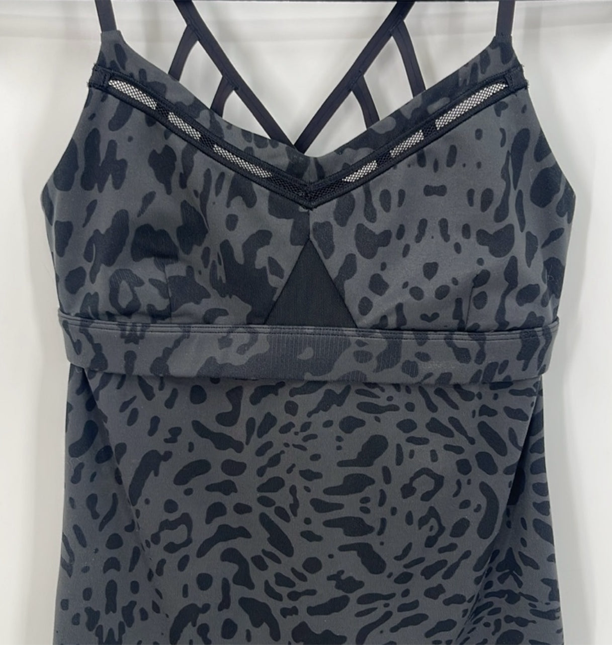 LULULEMON Just Breathe Tank/Animal Swirl Deep Coal Black