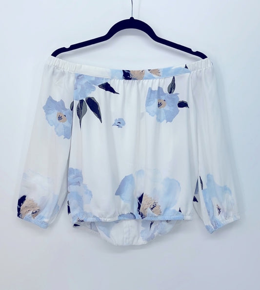 DYNAMITE Off Shoulder Blouse