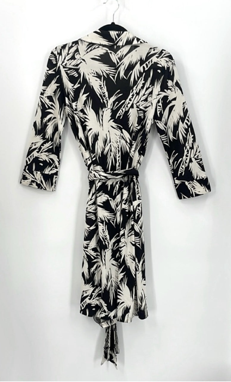 DIANE VON FURSTENBERG 100% Silk Wrap Jersey Justine Dress