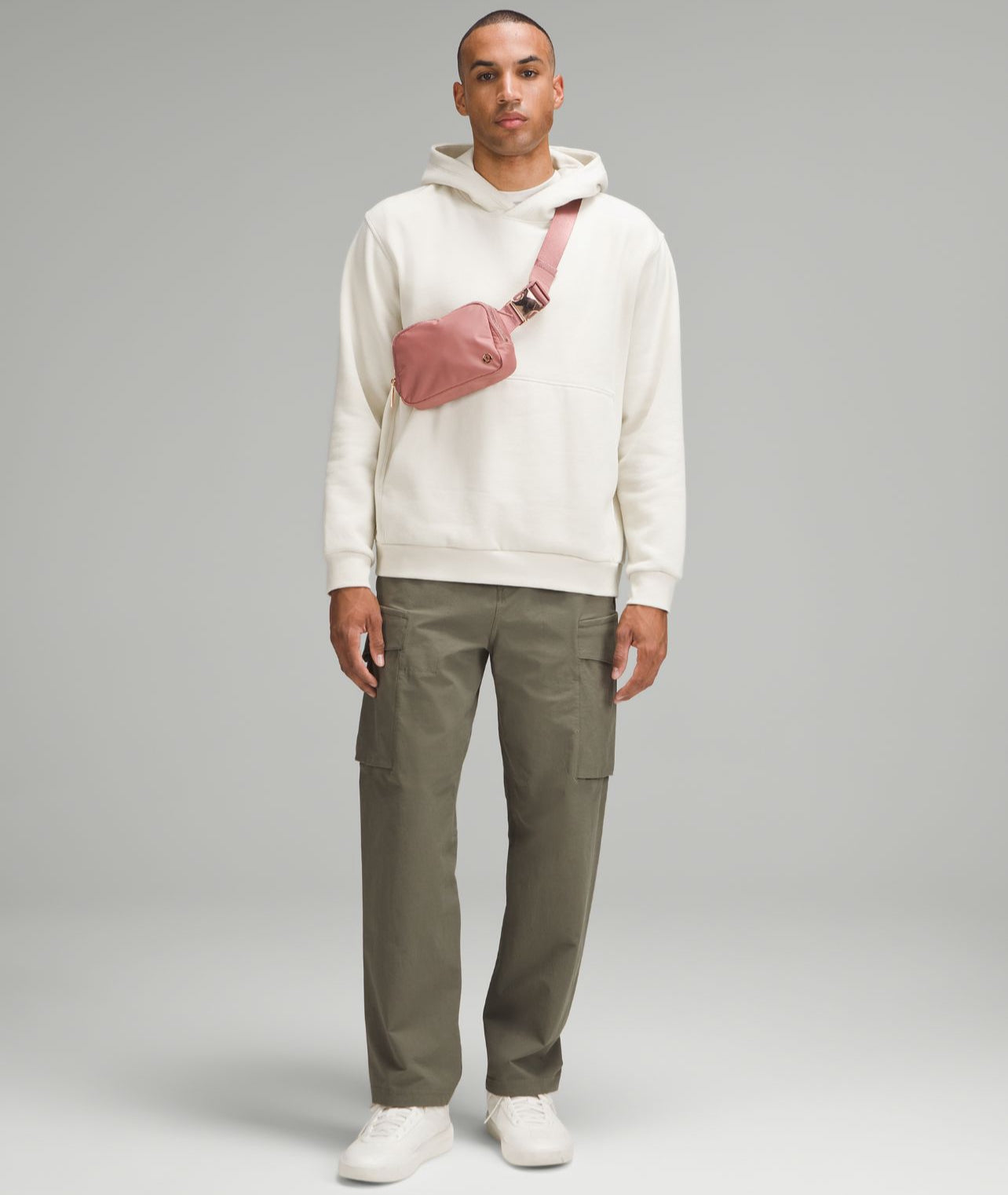 Lululemon Everywhere Belt Bag 1L
Metal Hardware