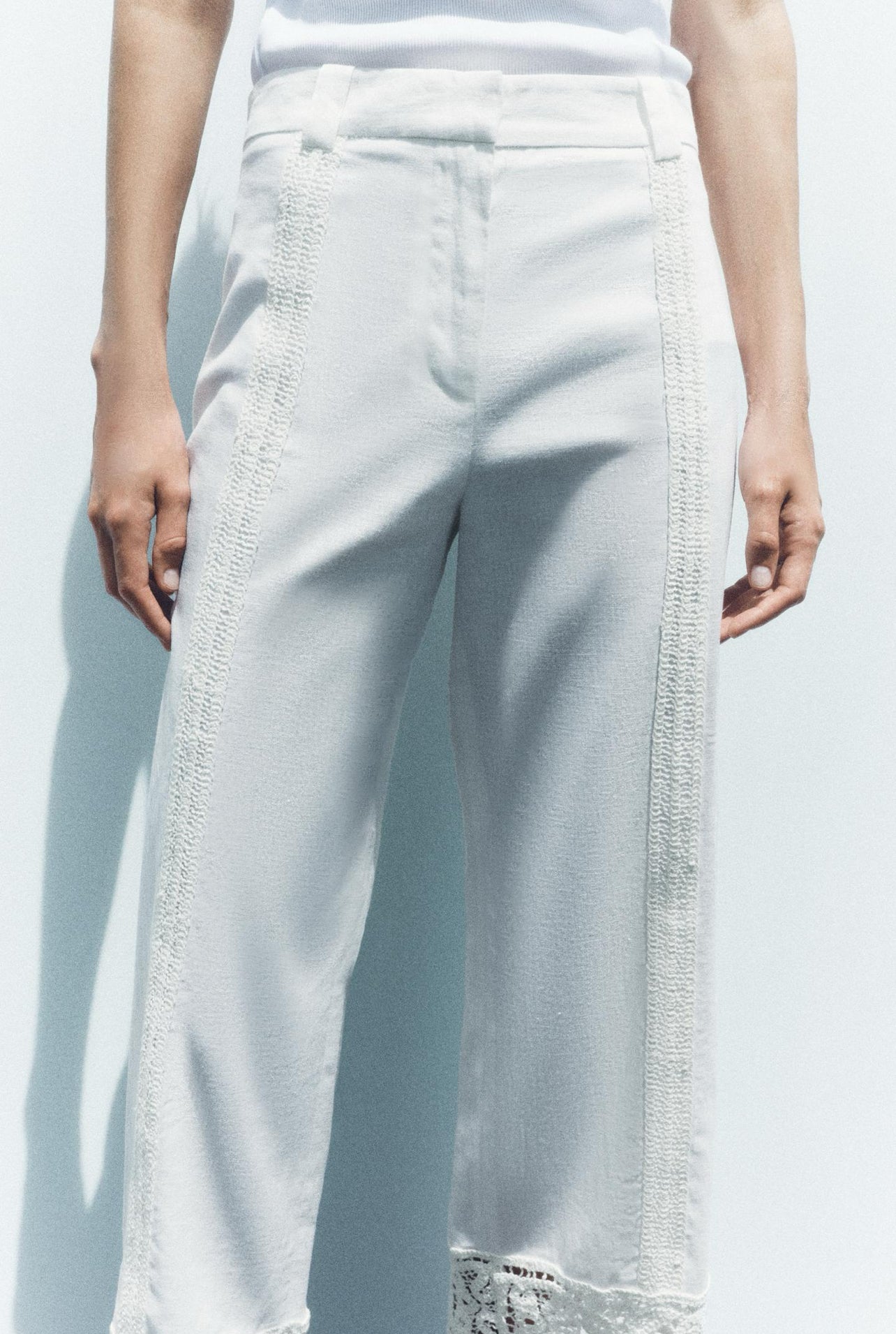 ZARA ZW Collection Linen
Blend Crochet Trouser