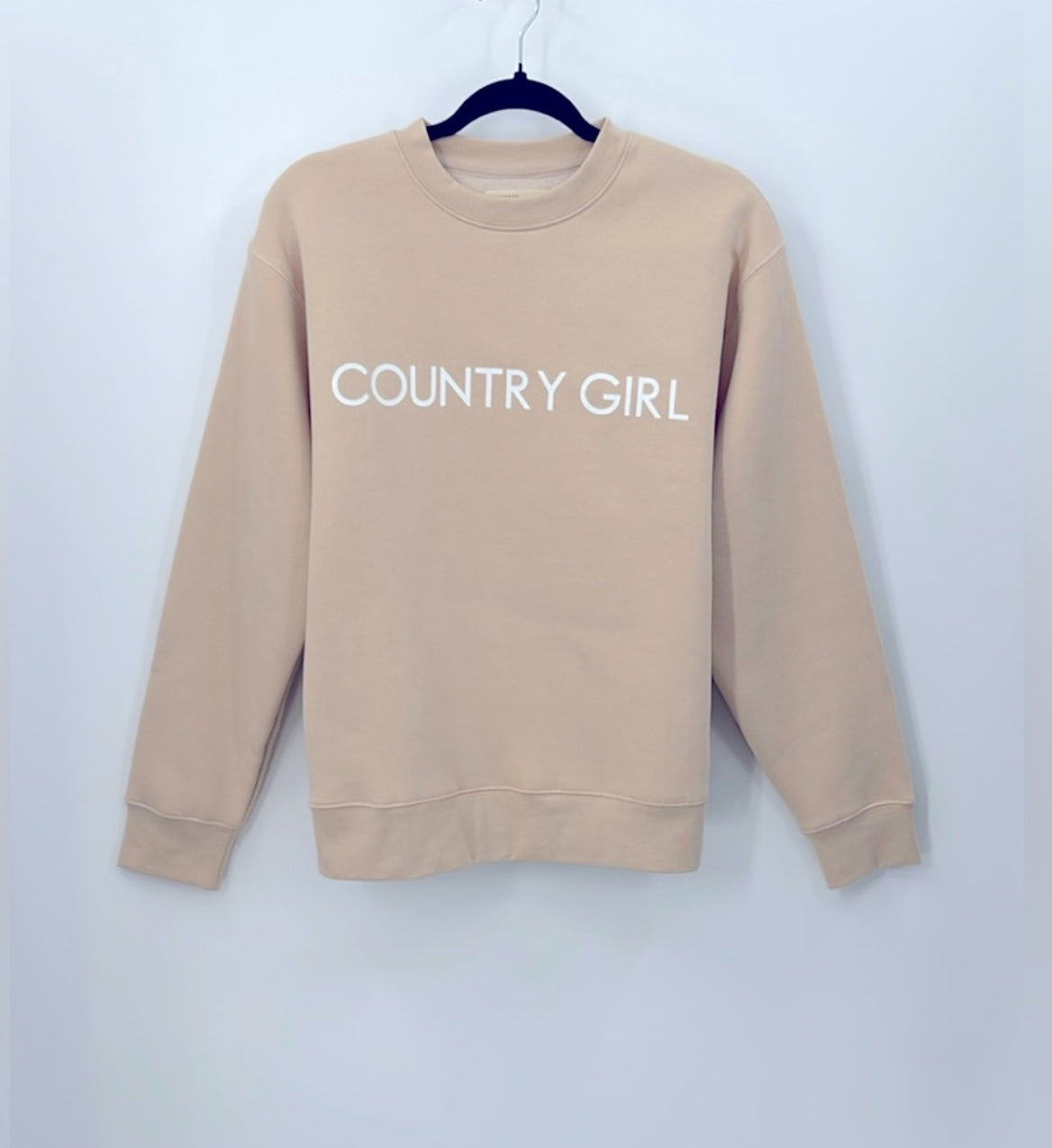 BRUNETTE THE LABEL X Monika Hibbs The "COUNTRY GIRL"
Classic Crew Toasted Almond