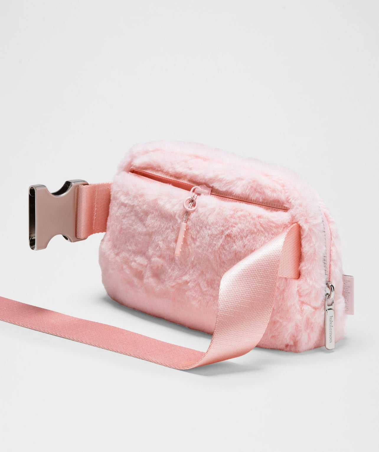 Lululemon Everywhere Belt Bag
Plush Fleece