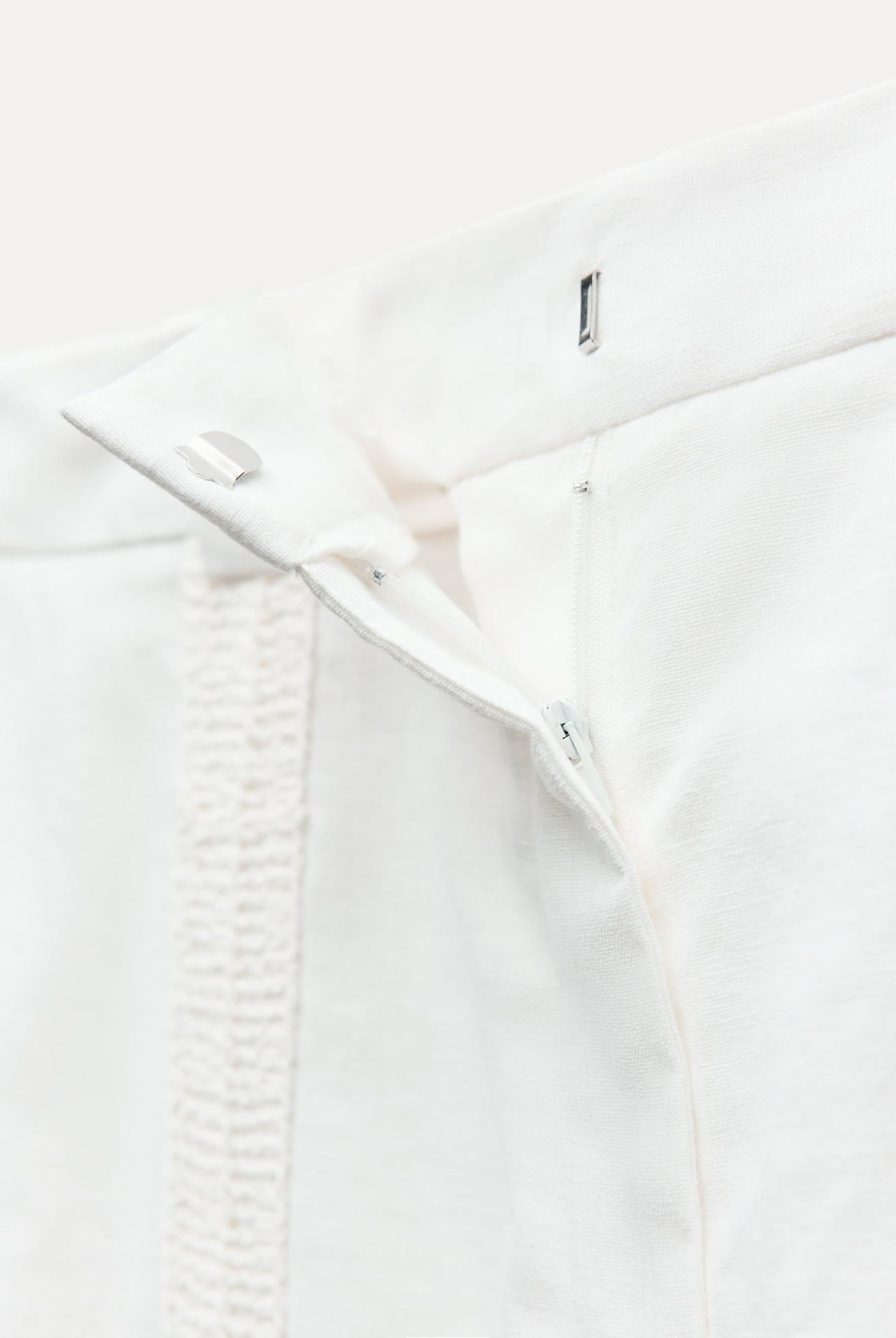 ZARA ZW Collection Linen
Blend Crochet Trouser