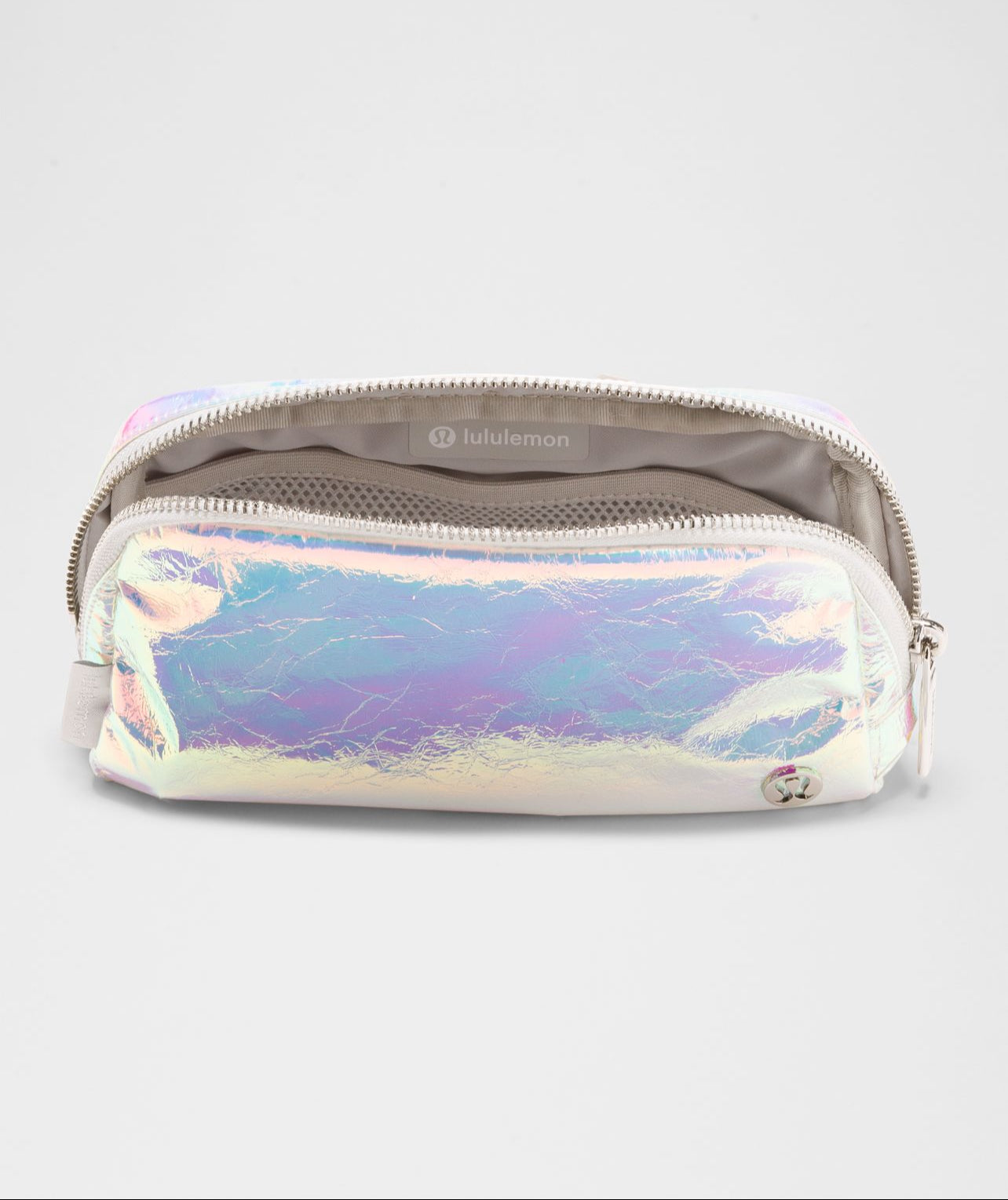 Lululemon Everywhere Belt Bag
1L Iridescent