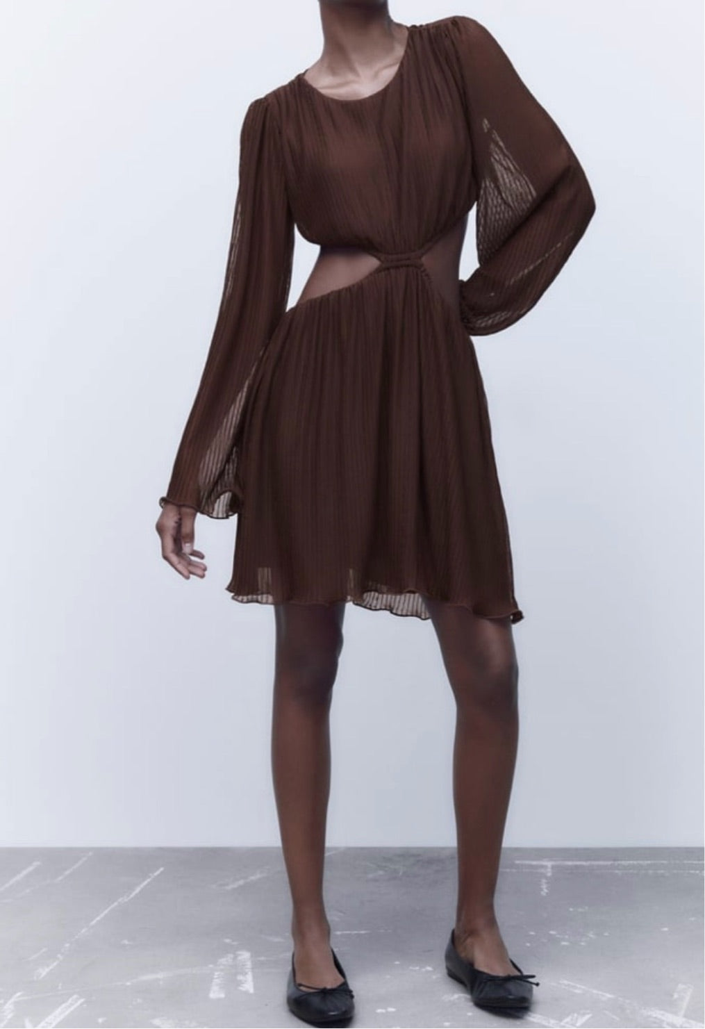 Zara Cut Out Pleated Dress Change Things Up Zara Cut Out Pleated Dress Change Things Up