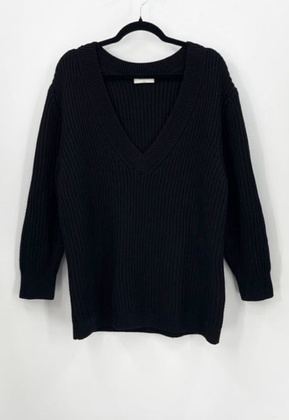 BABATON Roger Oversized
Merino Wool Sweater