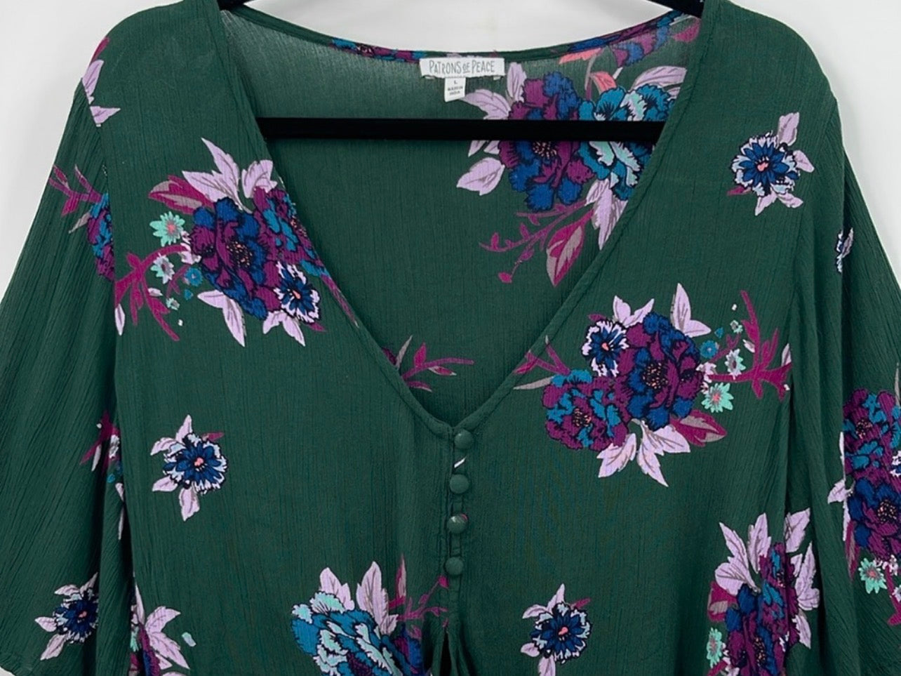 PATRONS OF PEACE Floral
Blouse