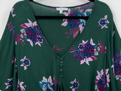 PATRONS OF PEACE Floral
Blouse
