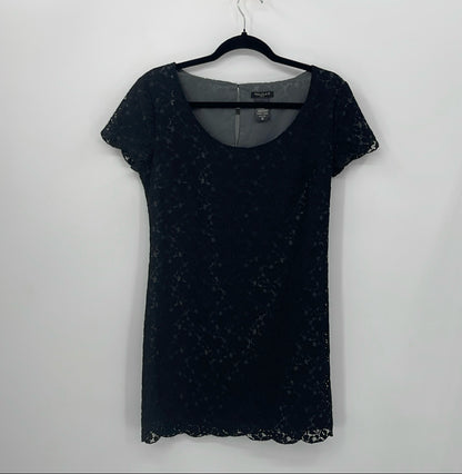 aritzia talula lace dress Aritzia Talula Dress Mini Black Lace Dress Sz 4 Button Embellishing 2 Way Strap
