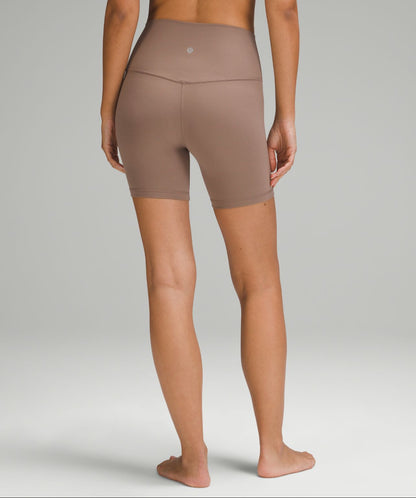 Lululemon Align High-Rise
Short 6"