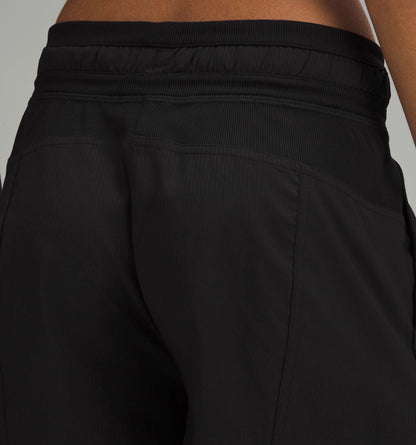 LULULEMON Dance Studio High-Rise Short 3.5"
