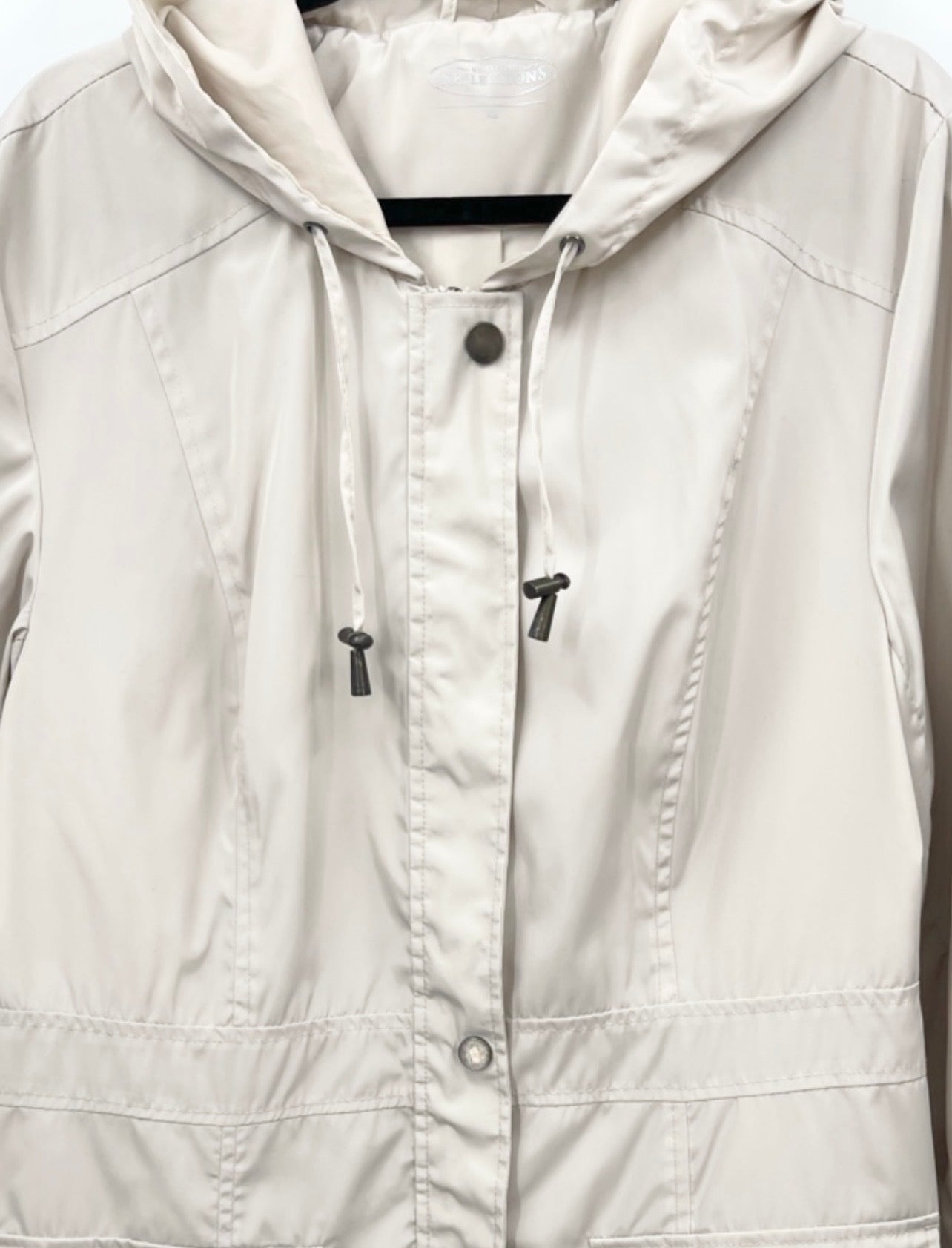 NORTHERN REFLECTIONS Hooded Lightweight
Jacket - Beige