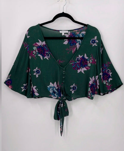 PATRONS OF PEACE Floral
Blouse