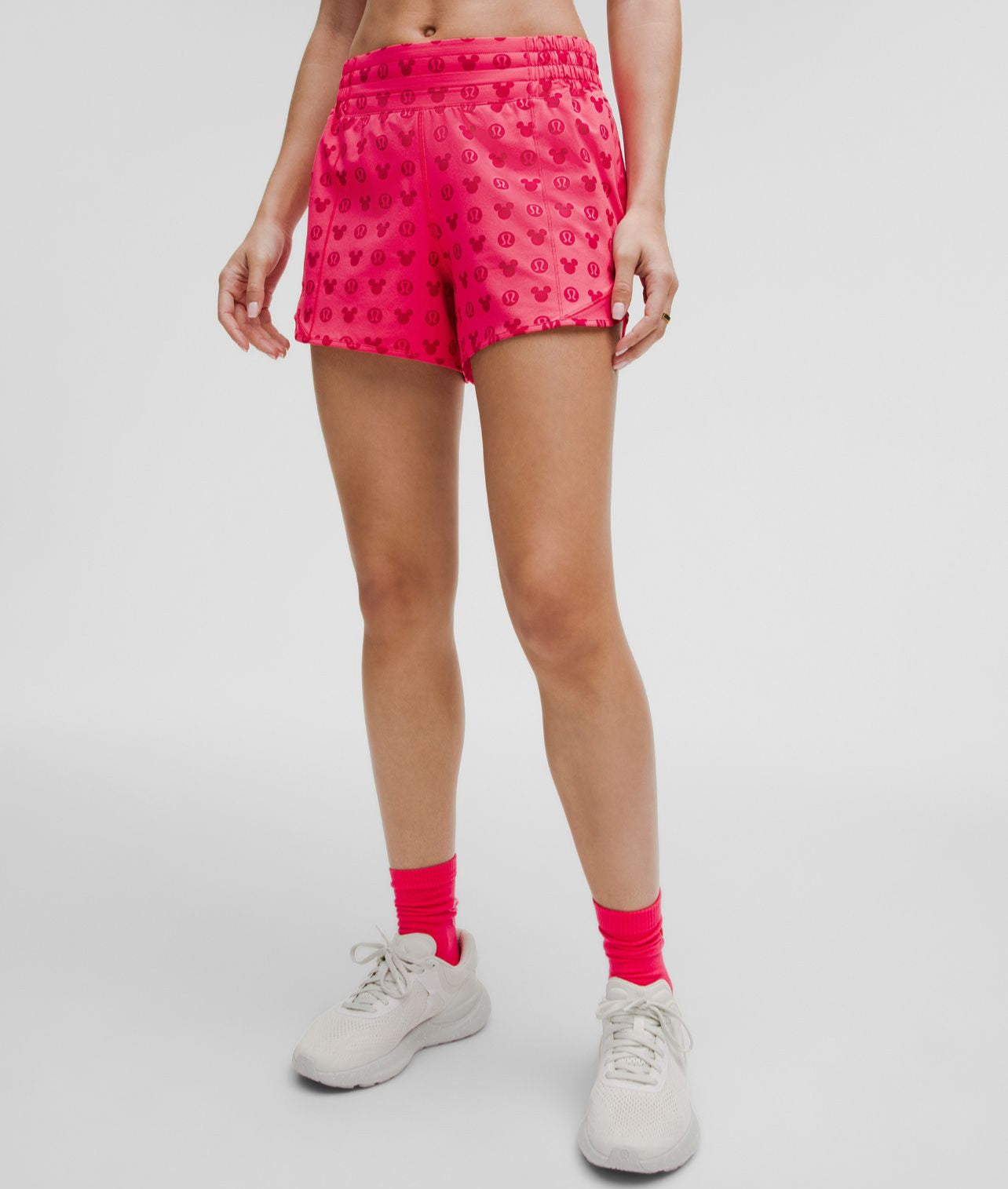 Disney x Lululemon Hotty Hot High-Rise Short 4”/Disney Classic Pink