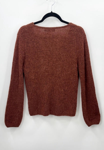 SOAKED IN LUXURY Tuesday V-neck Sweater