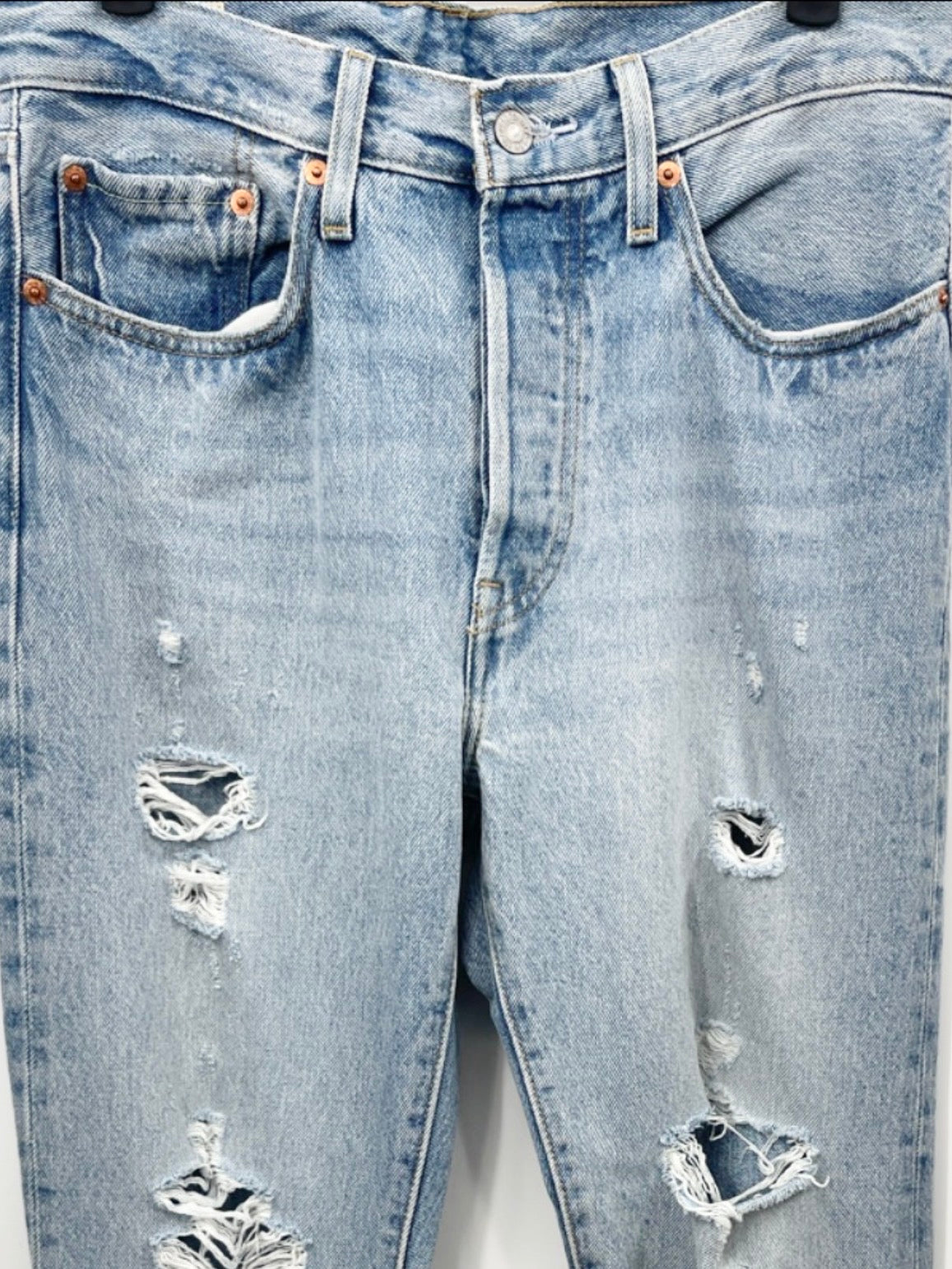 LEVI'S 501 Blue Distressed Jeans