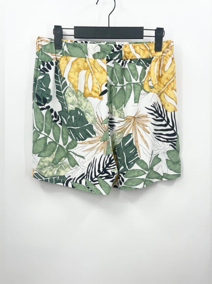MOLLY BRACKEN Tropical
Leaf Print Shorts
