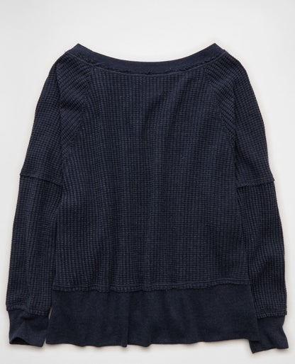 AMERICAN EAGLE Big Hug Off-The-Shoulder
Waffle Sweatshirt