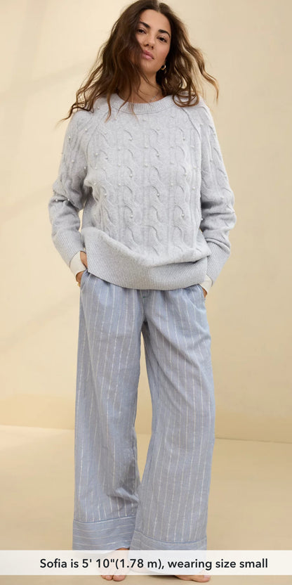Aerie unREAL Cable Pearl Crew
Sweater