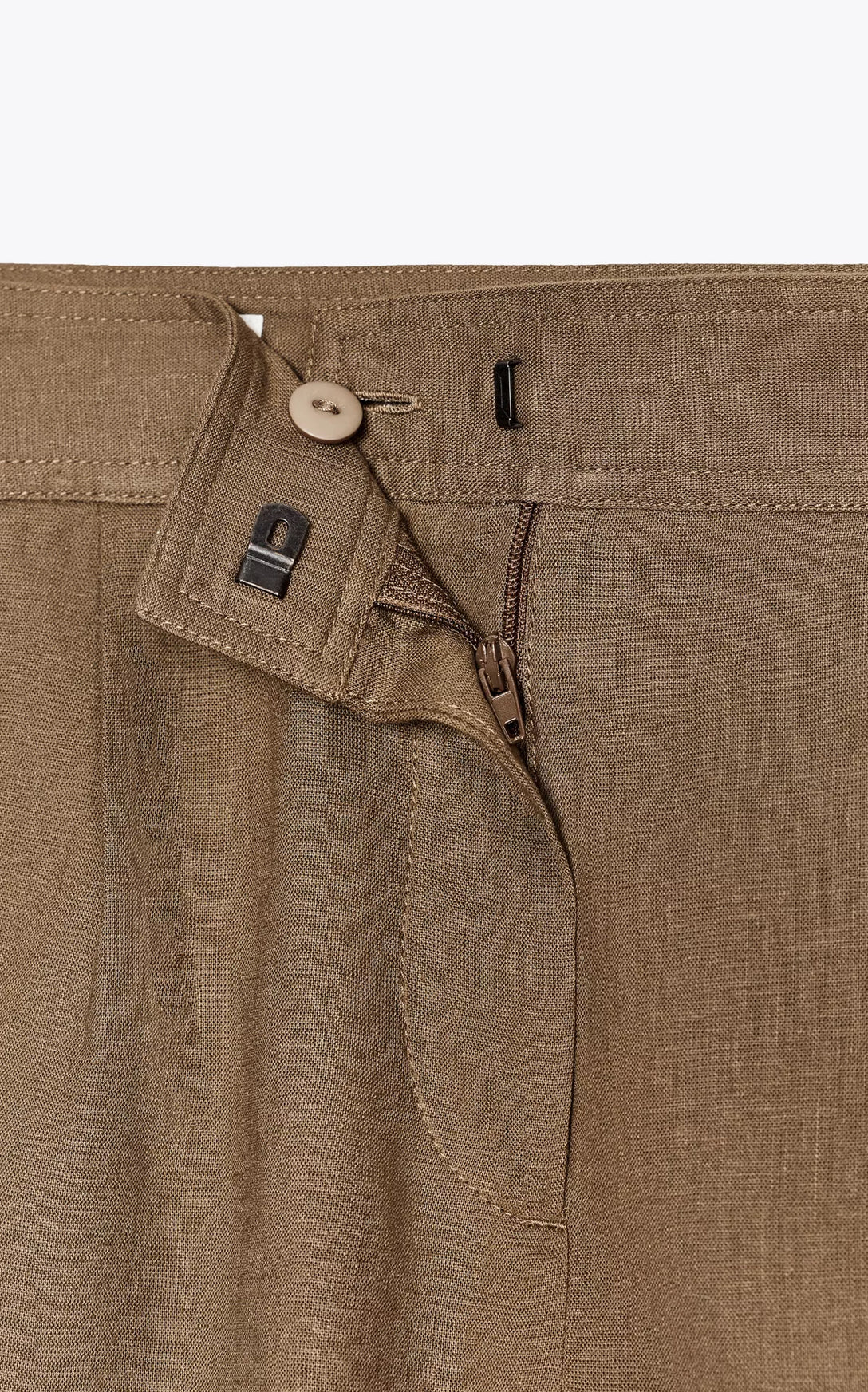 ZARA Linen Pleated Shorts
