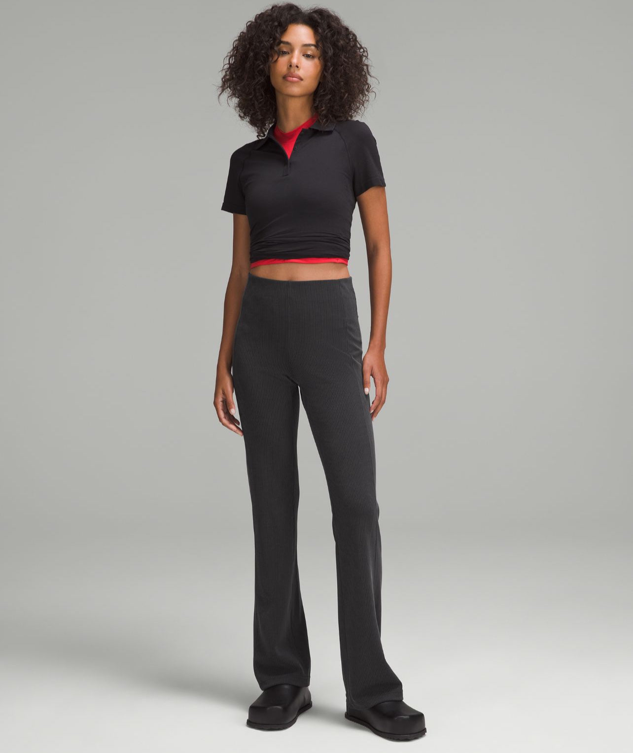 Lululemon Ribbed Softstreme Flared
Pant Regular