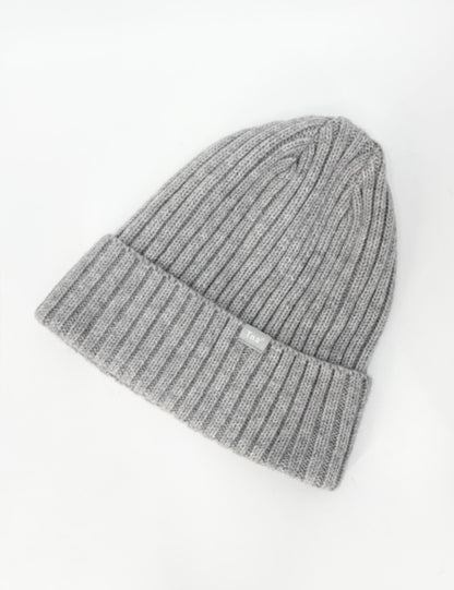 Aritzia TNA Rush Beanie