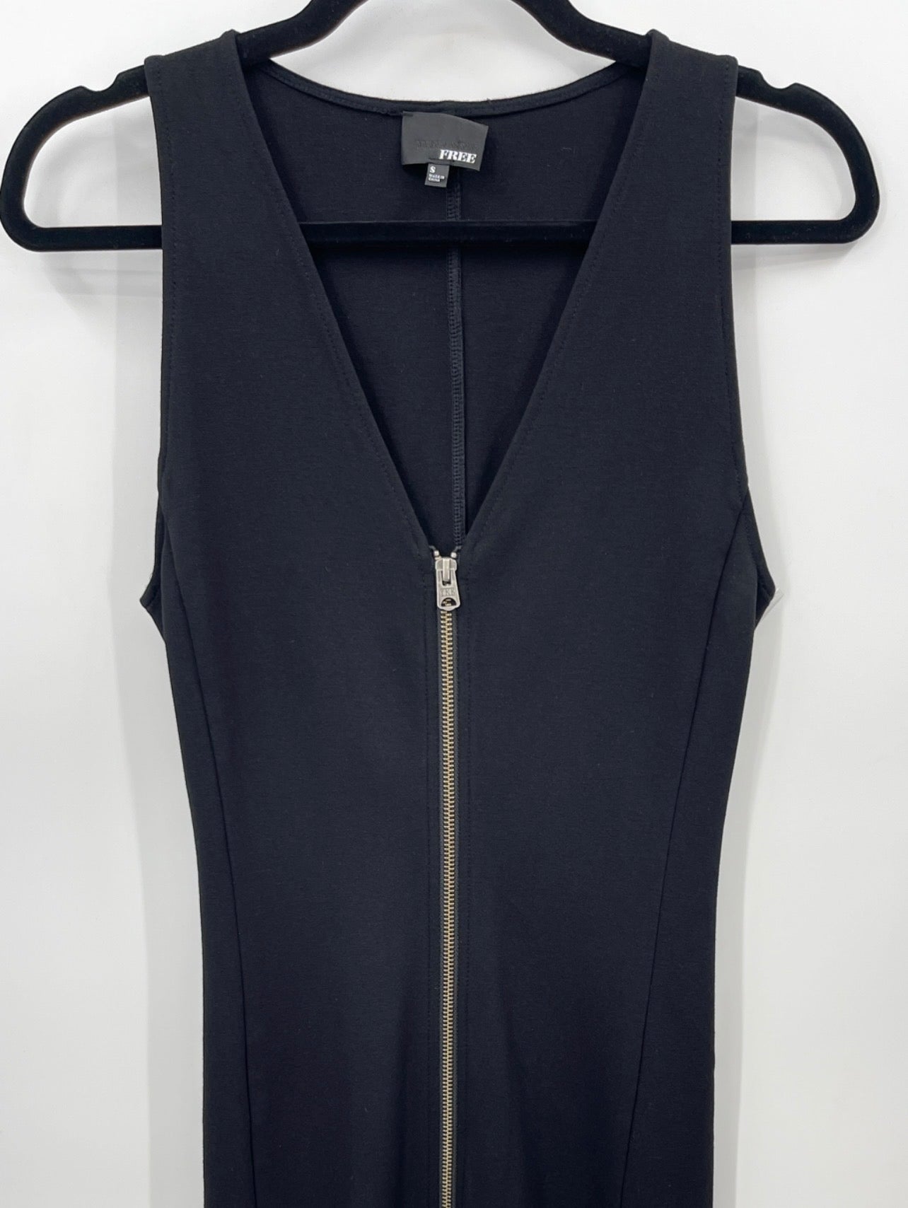 Aritzia WILFRED FREE Zip Front Dress