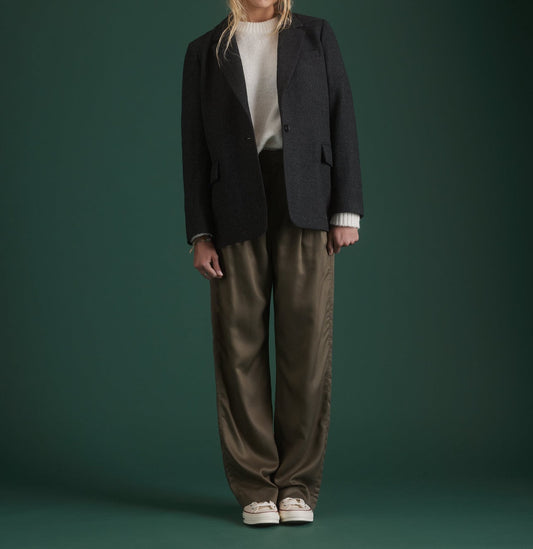 American Eagle77 Premium Pleated Trouser Pant