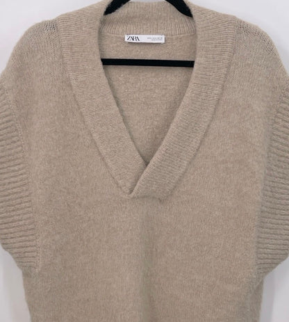 ZARA Oversized Sweater
Vest