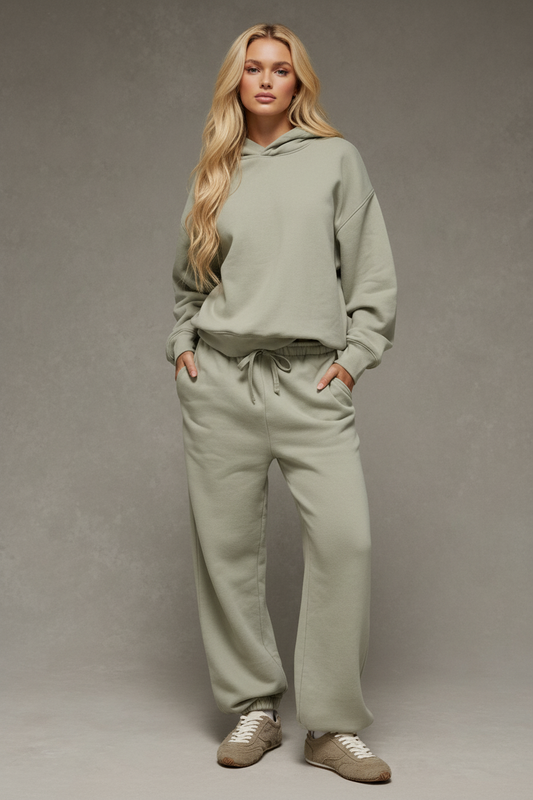 AMERICAN EAGLE Everyday Luxe Sweatpant