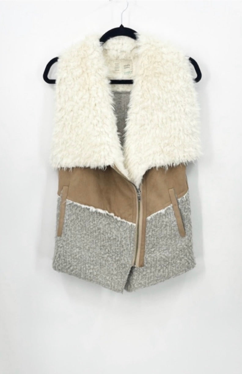ANTHROPOLOGIE SATURDAY SUNDAY Faux Suede and Sherpa Moto Vest