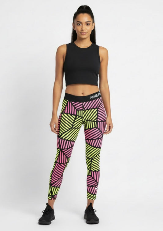 NIKE Pro Cropped Legging