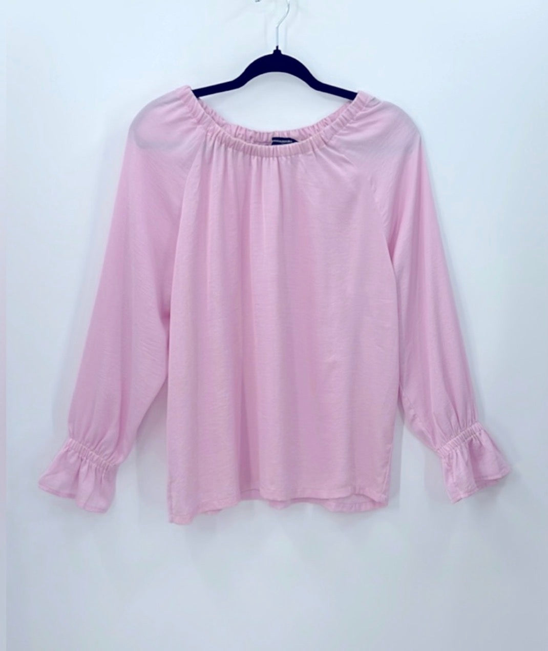 BANANA REPUBLIC Off
Shoulder Blouse