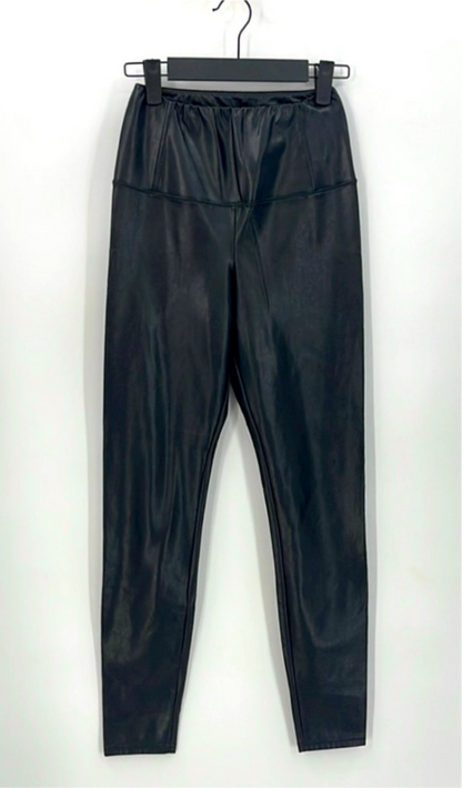 Aritzia Wilfred Daria Leggings