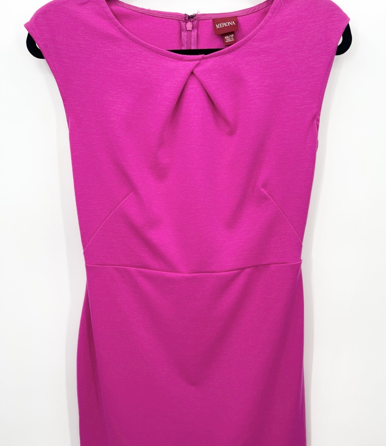 MERONA Cap-Sleeve Fuchsia Sheath Dress