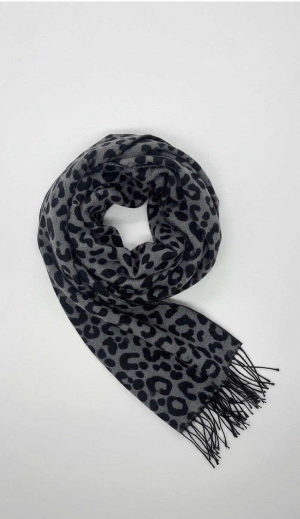 VERO MODA Hannah Animal-Print Fringed Scarf