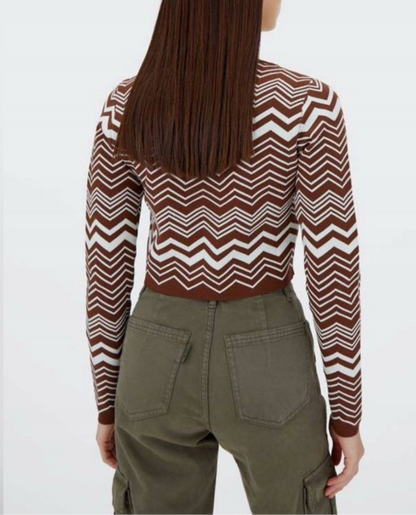 STRADIVARIUS Cropped
Chevron Sweater
