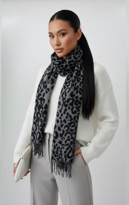 VERO MODA Hannah Animal-Print Fringed Scarf