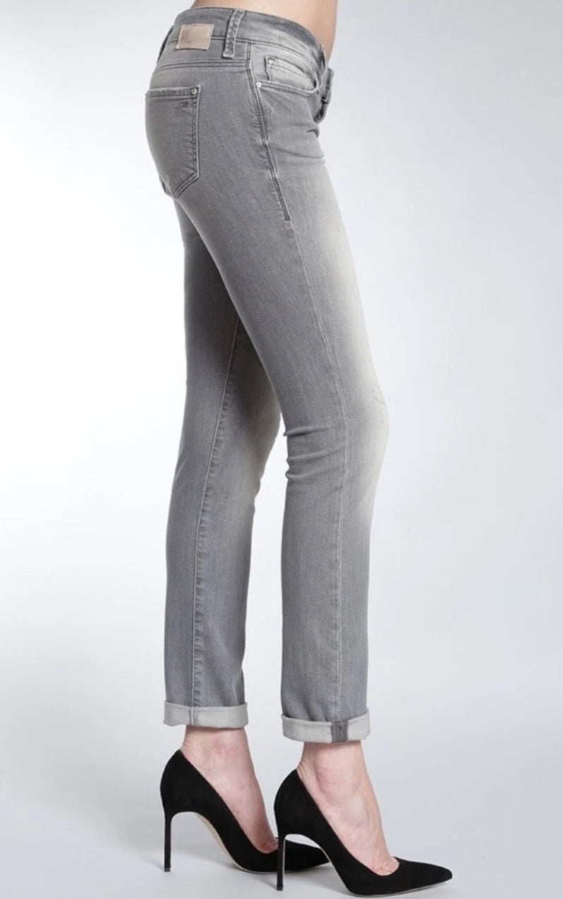 MAVI Emma Boyfriend Medium Rise Slim Jeans
