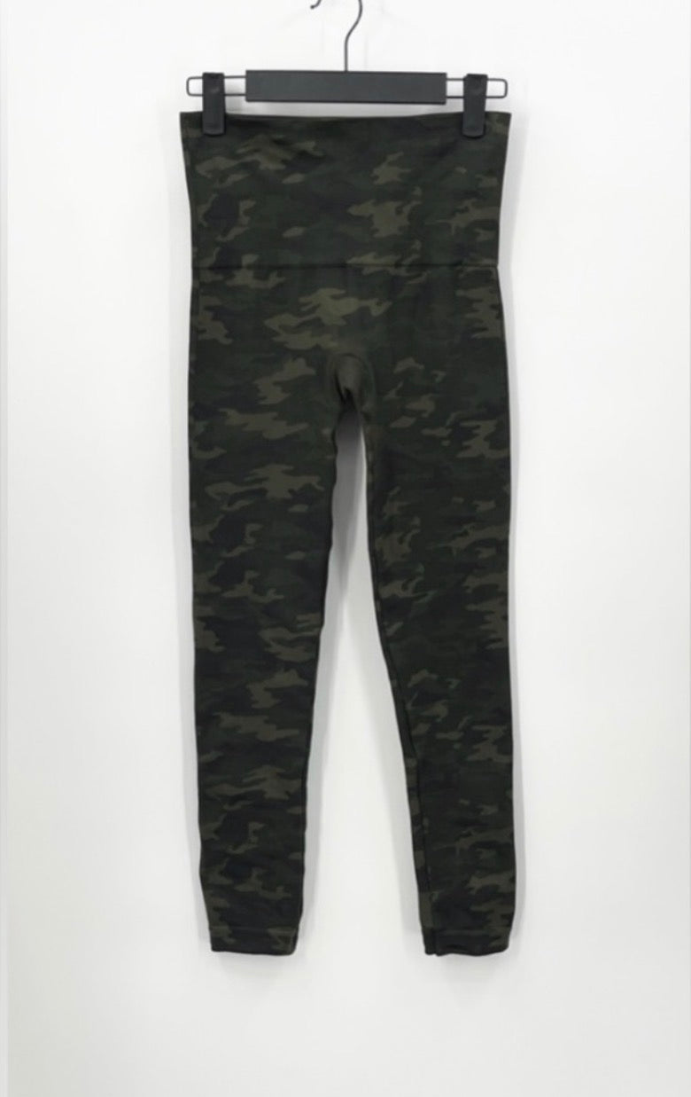 SPANX Look at Me Now
Seamless Leggings