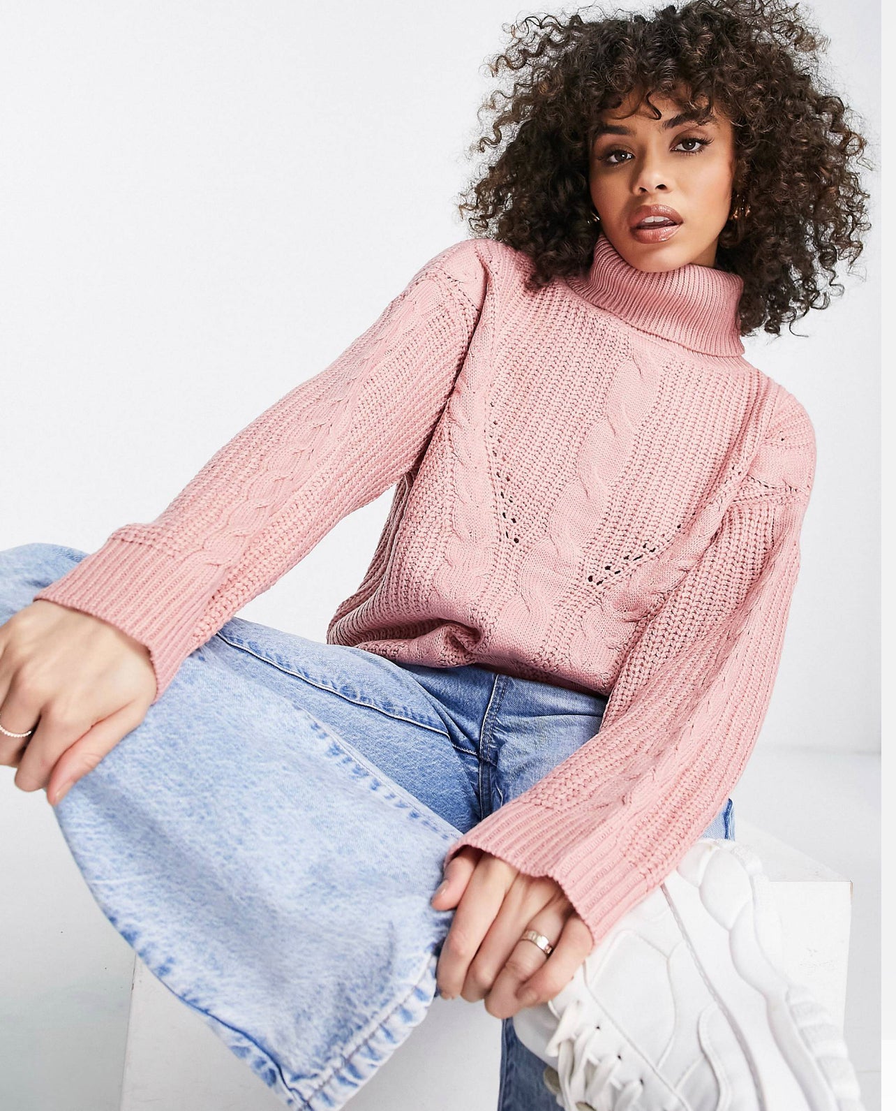 QED London - Pull en maille torsadée
