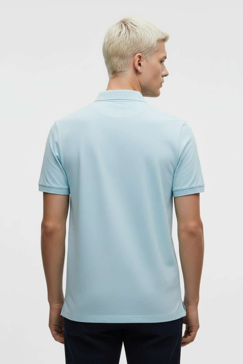 Blonde model - back