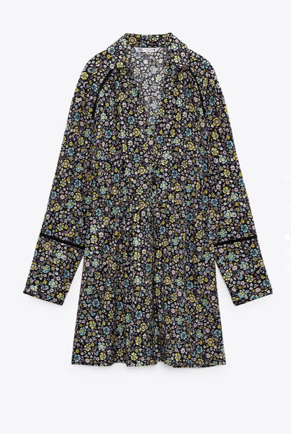 Robe chemise à fleurs Zara